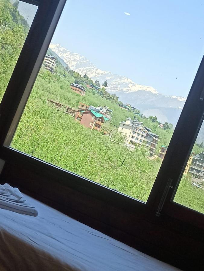 Hotel Misty Mountain Manali Esterno foto