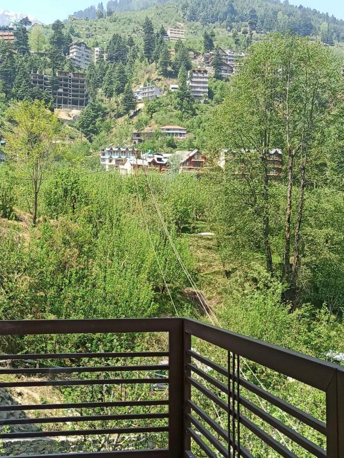 Hotel Misty Mountain Manali Esterno foto